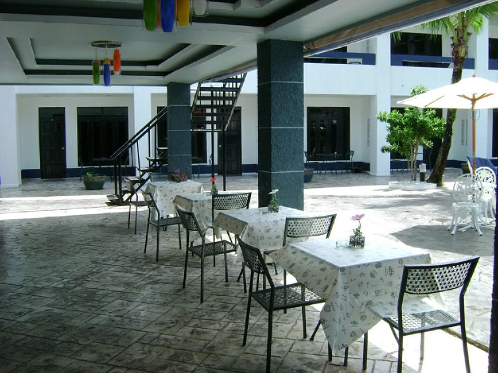 Peter Pan Resort Patong Exterior photo