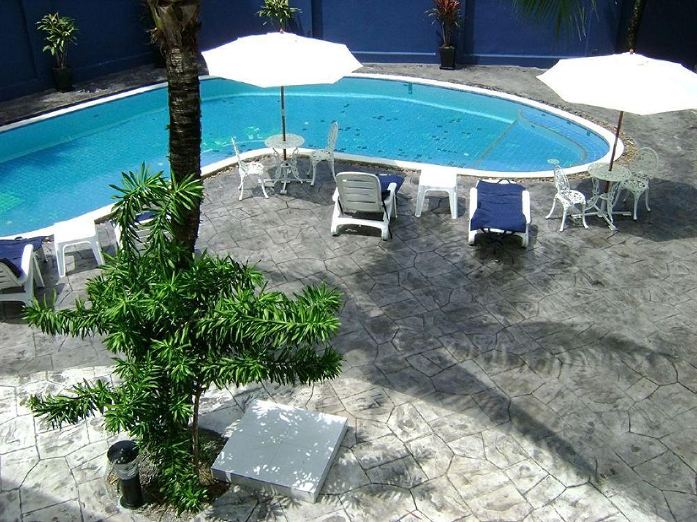 Peter Pan Resort Patong Exterior photo