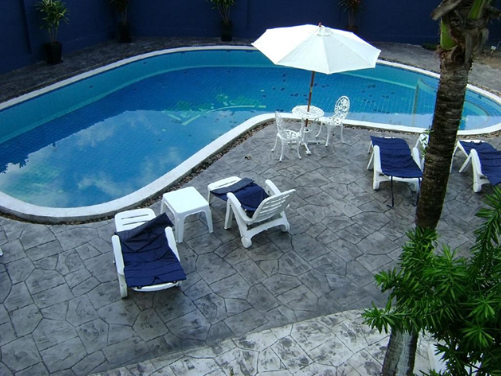 Peter Pan Resort Patong Exterior photo