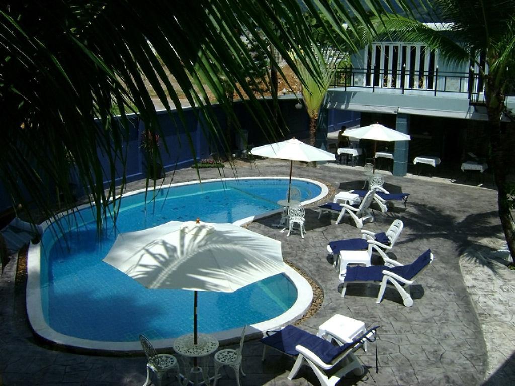 Peter Pan Resort Patong Exterior photo